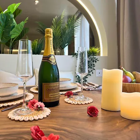 Casa Cinta - Sanctuaire Balinais Avec Baignoire Balneo Et Cinema Prive